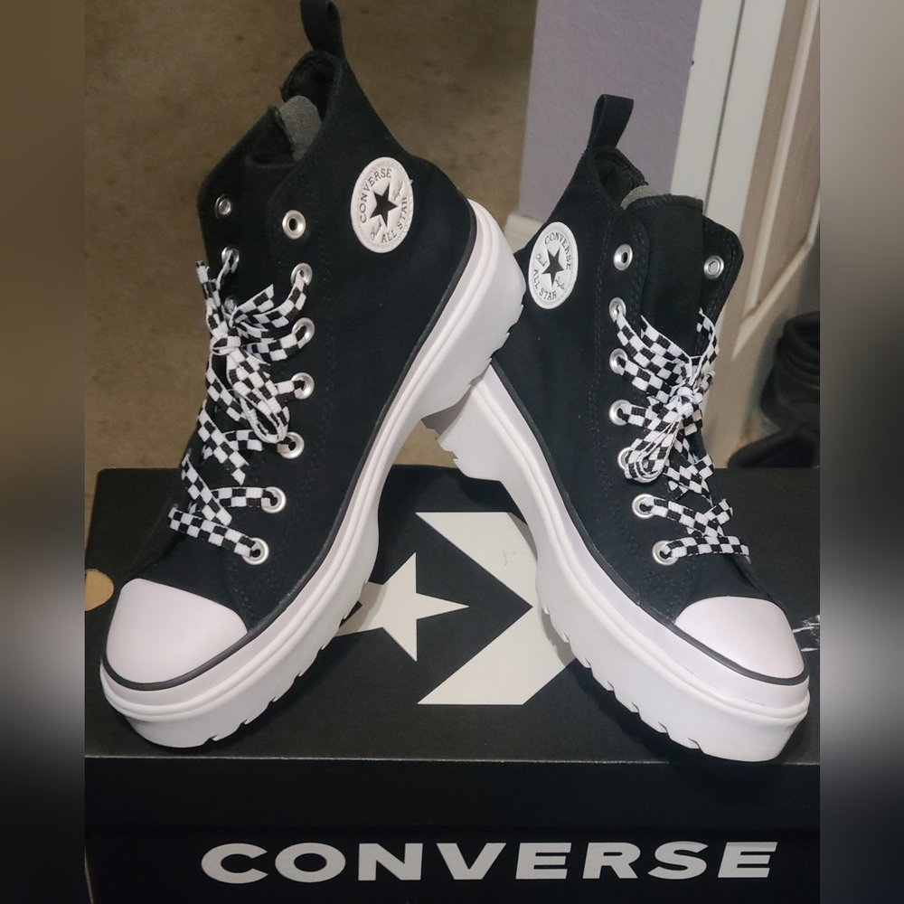 Converse CTAS Lugged Lift & Vans Checkerboard Laces, New In Box! Womens 9/Kids 7